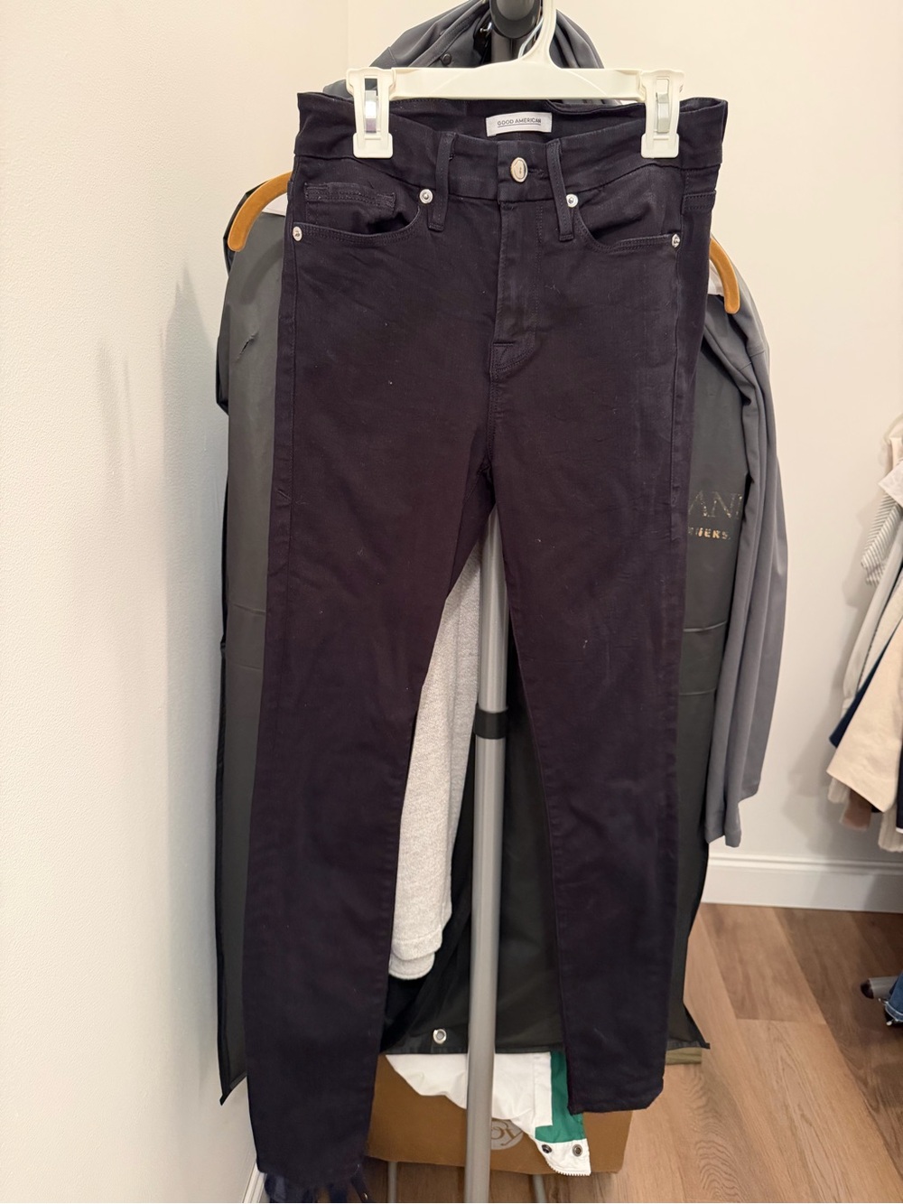 Good American black skinny jeans - size 2/26